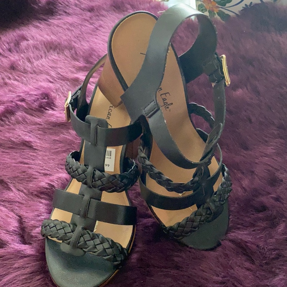 Black clunky 4 inch strapy heel